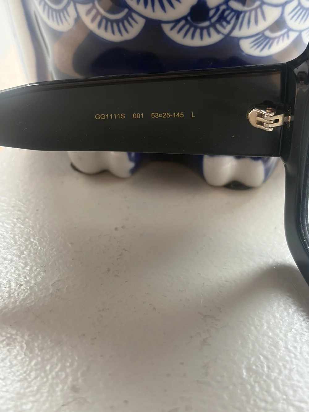 Gucci bold square